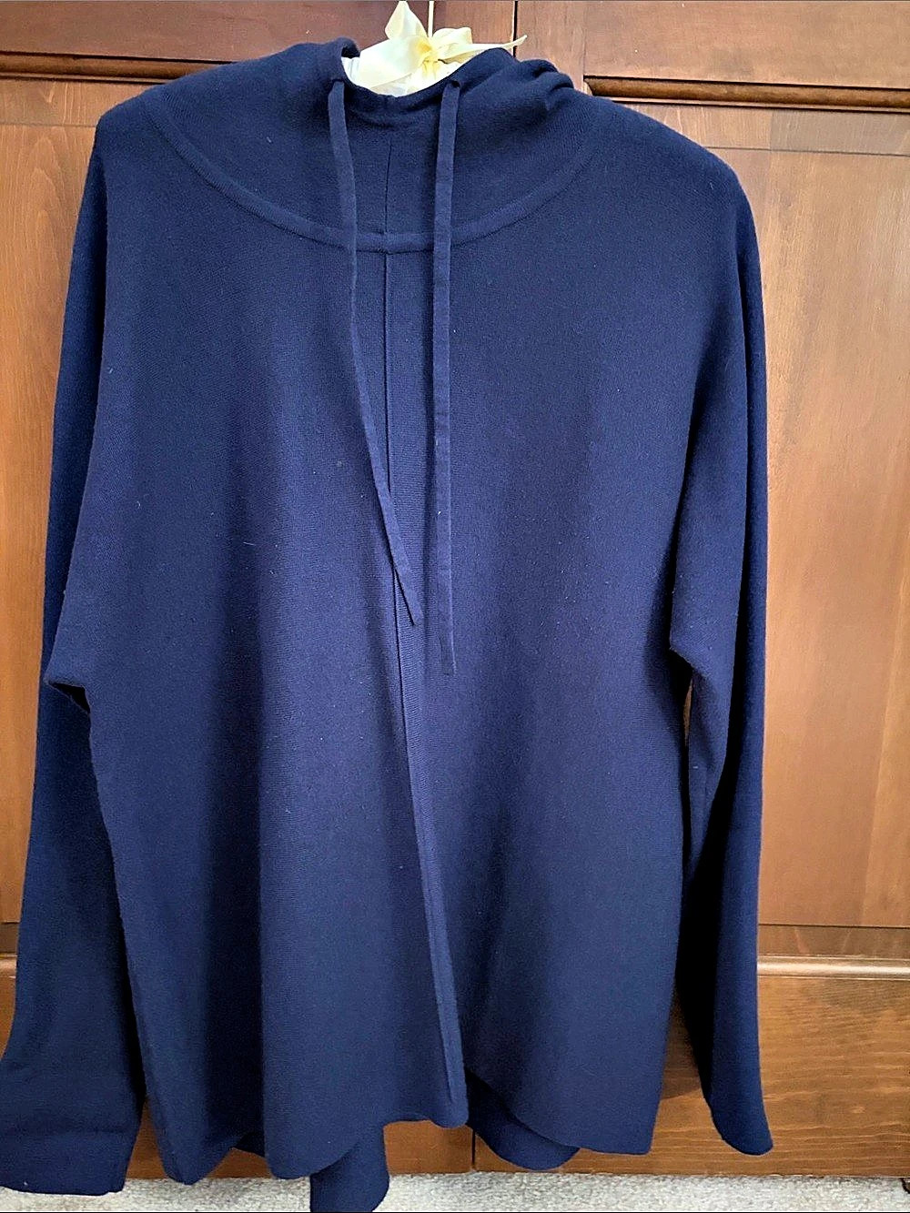 Banana Republic Navy Women's Hoodie Rayon Blend . Size XL.